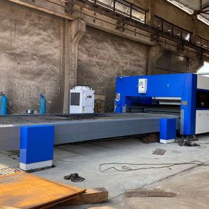 Máy cắt laser fiber bàn chuyển đổi nâng hạ thủy lực